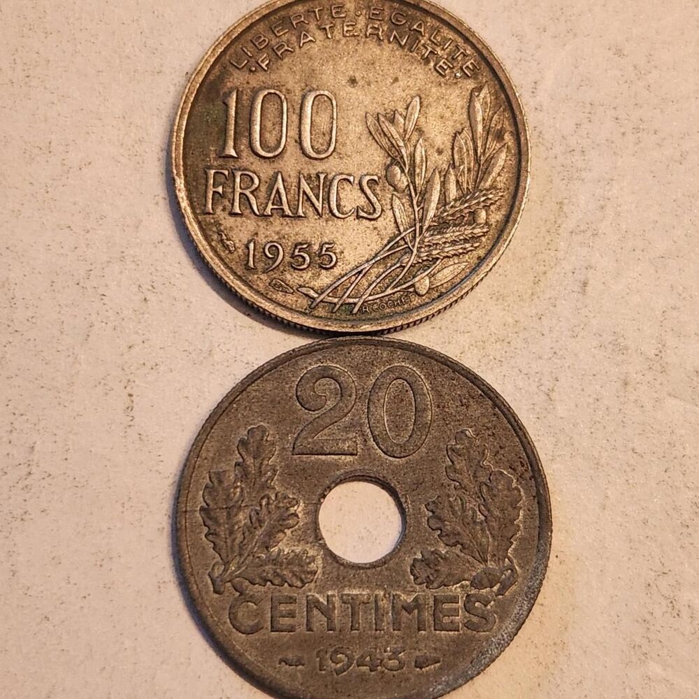Up for sale is a historic two-coin lot of...